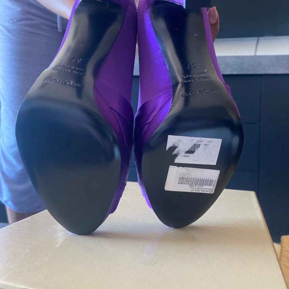 Brand New Sergio Rossi Heels - Picture 2 of 2